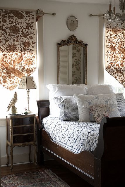 A beautiful guest room in browns English Country Bedroom, Cottage Bedroom, Country Bedroom, Dreamy Bedrooms, Guest Bedrooms, Beautiful Bedrooms, My New Room, Cozy Bedroom, Guest Bedroom