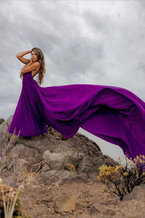 Moab Photoshoot, Dress Photo Poses, Flying Clothes, Desert Photoshoot Ideas, Las Vegas Dress, Portfolio Photoshoot, Colorful Photoshoot, Flying Dress, Dark And Stormy