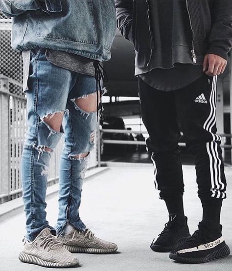 Yeezy Outfit, Herren Style, Trend Clothes, Ripped Jeans Men, Moda Streetwear, Street Style Shoes, Outfits Streetwear, Skate Wear, Yeezy 350