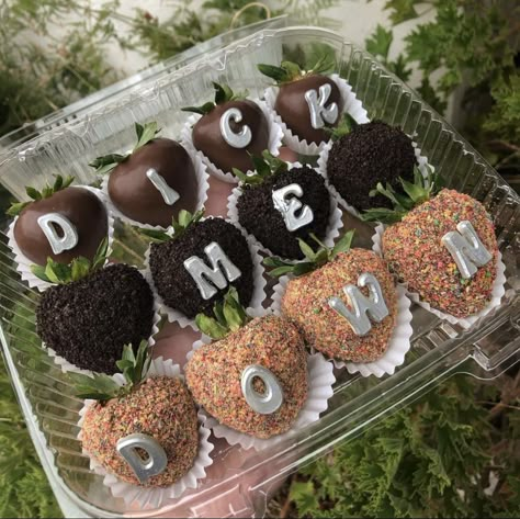 Sweetest Day Strawberries For Men, National Bf Day Strawberries, I Love You Chocolate Strawberries, Nut In Me Strawberries, Valentines Edible Gifts, Custom Chocolate Covered Strawberries, Valentines Strawberries Ideas For Him, Chocolate Covered Strawberries For Men, Chocolate Covered Strawberries For Him