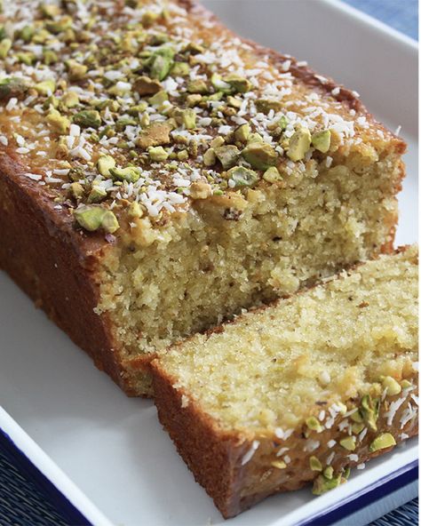 Best Olive Oil Cake Recipe, Pistachio Cake Recipe, Lemon And Coconut Cake, Pistachio Recipes, Pistachio Cake, Lemon Coconut, Savory Cakes, Barefoot Contessa, Clean Eating Snacks