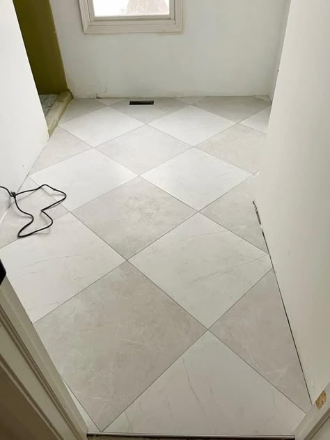 White And Tan Tile Bathroom, Gray And White Diamond Floor, Checkered Flooring Laundry Room, Minimalist Flooring Ideas, Restroom Tile Ideas Floors, Large Square Tile Floor, Tile Wood Flooring Transition, Entry Tiles Ideas, Light Checkerboard Floor