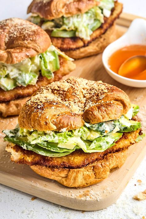 Crispy Chicken Croissant Sandwich Croissant Club Sandwich, Crispy Chicken Ceasar Salad Sandwiches, Chicken Ceaser Croissant Sandwich, Fancy Egg Salad Sandwich, Chicken Caesar Croissant Sandwich, Chicken Ceasar Salad Croissant Sandwich, Cold Chicken Sandwich Recipes, Chicken Croissant Sandwich, Croissant Sandwich Ideas