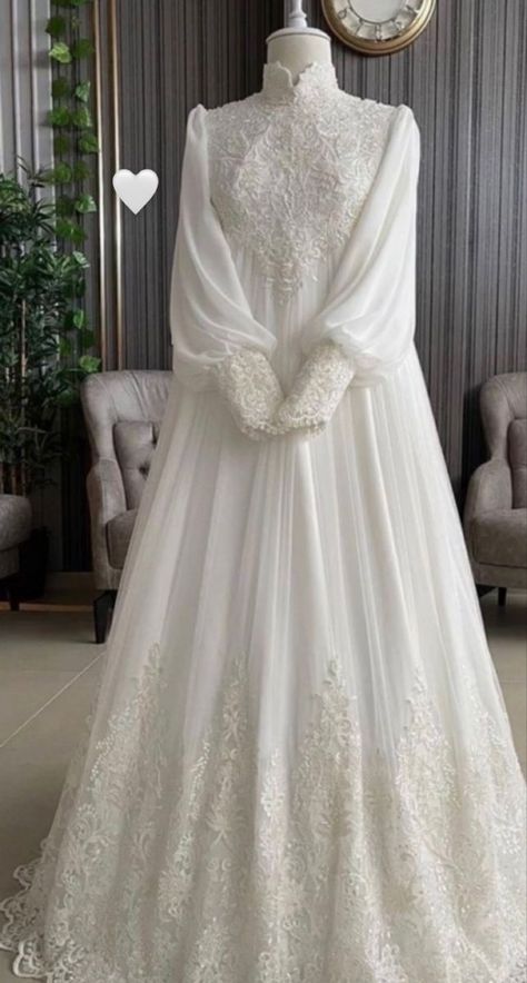 Wight Wedding Dresses, Nikkah Dress Hijab, Muslimah Wedding Dress Simple, Nikkah Dress Muslim, Wedding Hijab Dress, Hijabi Wedding Dress, Islamic Wedding Dress, Modest Bridal Dresses, Wedding Dresses Muslim