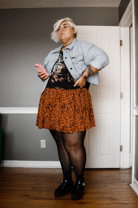 Grunge Office Outfit Plus Size, Plus Size Witchy Outfits Summer, Plus Size Soft Grunge, Thrifted Plus Size Outfits, Plus Size Grunge Outfits 90s, Grunge Outfits Edgy Plus Size, Soft Alternative Fashion, Plus Size Mini Skirt Outfit, Soft Alternative Outfits