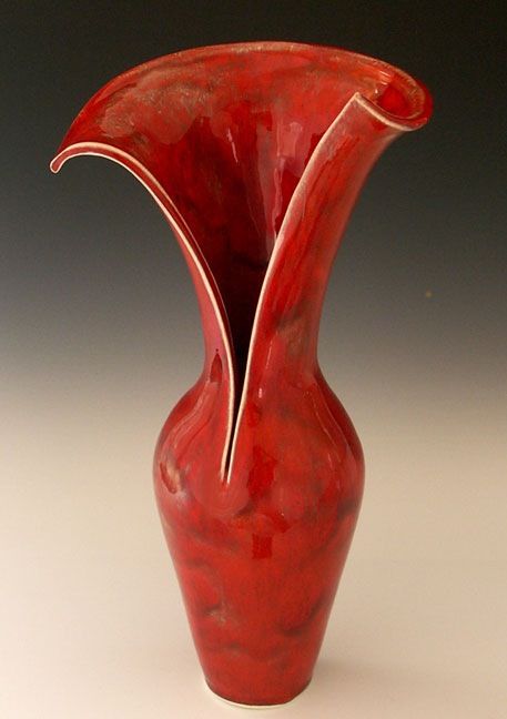 Res Lady Vase Beautiful Sculptures, Sculptures Céramiques, Clay Vase, Objet Design, Pottery Classes, Pottery Sculpture, Ceramics Projects, Thrown Pottery, Keramik Vase