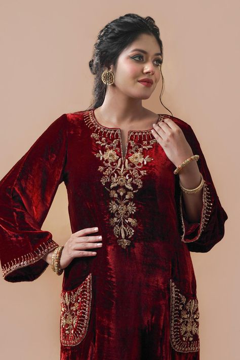 Velvet Pakistani Dress, Velvet Dresses Outfit, Velvet Suit Design, Velvet Outfit, Velvet Kurta, Embroidery Fashion Detail, Velvet Dress Designs, Kurta Set For Women, Pakistani Fashion Casual