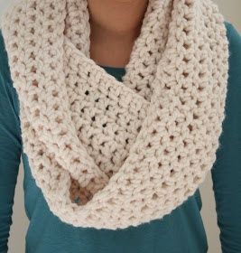 crochet pattern for infinity scarf | Free Pattern: Cozy Infinity Scarf | needlecraft Beanie Diy, Infinity Scarfs, Crocheted Scarf, Crochet Infinity Scarf, Quick Crochet, How To Knit, Scarf Crochet Pattern, Crochet Cowl, Knit Stitch