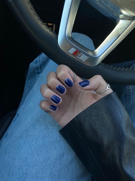 Dark Cobalt Blue Nails, Navy Blue Shellac Nails, Midnight Blue Short Nails, Midnight Blue Nails Short, Nail Inspo Real Nails Short, Dark Blue Shellac Nails, Dark Blue Gel Nails Short, Navy Blue Nails Aesthetic, Navy Short Nails