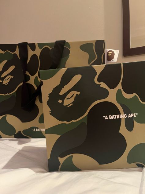 Bape Aesthetic, Bape Shoes, Aesthetic Views, Cute Online Clothing Stores, Couples Poses, Bathing Ape, Couples Poses For Pictures, A Bathing Ape, Art Club