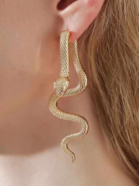 1pair Exaggerated European And American Metal Snake-Shaped Earrings, Creative Personalized Ear Studs, Street Style Women Party Show JewelryI discovered amazing products on SHEIN.com, come check them out! Classy Accessories Jewelry, Classy Jewlery, Metal Snake, Golden Snake, Long Snake, Moda Punk, Snake Jewelry, Snake Earrings, Snake Design