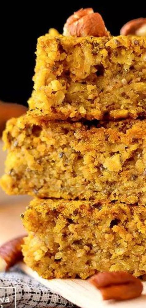 Maple Pumpkin Oatmeal Breakfast Bars ~ Healthy, easy to make, & taste like sweet spiced pumpkin cake Maple Pumpkin Oatmeal Breakfast Bars, Breakfast Pumpkin Bars, Pumpkin Healthy Breakfast, Pumpkin Oatmeal Bars Healthy, Healthy Breakfast Bars Recipes Oats, Pumpkin Cake Healthy, Pumpkin Bars Healthy, Pumpkin Breakfast Ideas, Oatmeal Pumpkin Bread