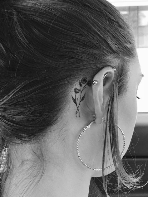 Flowers Behind The Ear Tattoo, Behind The Ear Flower Tattoo Ideas, Small Daisy Tattoo Behind Ear, Small Tattoo By Ear, Morning Glory Tattoo Behind Ear, Wildflower Tattoo Behind Ear, Tulip Ear Tattoo, Daisy Behind The Ear Tattoo, Flower Tattoos Behind The Ear