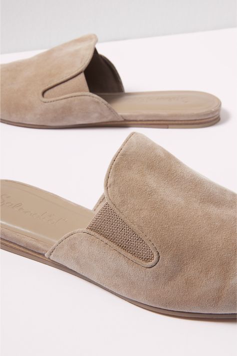 These chic slides by Splendid Footwear are the perfect fall staple, featuring a pointed toe and soft neutral suede. Slip them on with any work-to-weekend look from denim to dresses. Womans Boots, Fall Staples, Brand Style Guide, Shoe Size Conversion, Fall Shoes, Fall Shopping, Womens Boots Ankle, Fall Trends, Shoe Sale