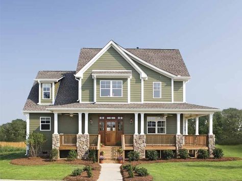 Craftsman Style 2 story 4 bedrooms(s) House Plan with 2490 total square feet and 2 Full Bathroom(s) from Dream Home Source House Plans Craftsman Porch, Green Siding, Case In Stile Country, Big Porch, Stone Exterior, Craftsman Exterior, House Plans One Story, Lots Of Windows, Casas Coloniales