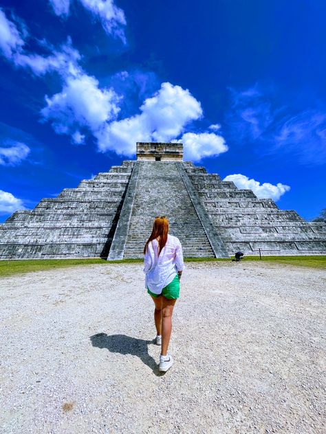 Un Lindo Dia Soleado 😎 Outfit By @street_style.moda Siguenos En Instagram Chichen Itza, Alcohol Ink, Louvre, Street Style, Instagram