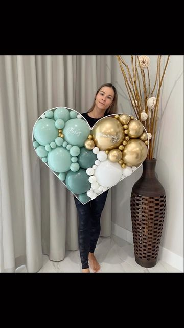 Valentine Balloon Bouquets, Valentine Day Treats, Balloon Arch Birthday Party, Valentines Balloons Bouquet, Balloon Decoration Ideas, Balloon Mosaic, Balloon Heart, Valentines Balloons, Up Balloons