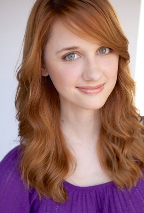 Laura Spencer as Emily Sweeney Famous Redheads, Laura Spencer, Pretty Redhead, Red Hair Woman, Emily Bett Rickards, Girls With Red Hair, Amy Adams, Christina Hendricks, Gorgeous Eyes