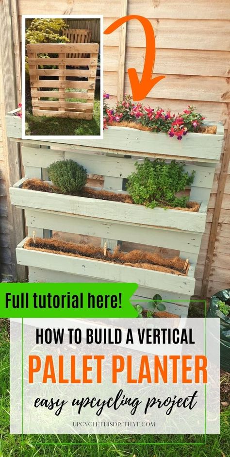 Pallet Garden Planters Diy, Outdoor Ideas With Pallets, Pallet Wall Garden Vertical Planter, Pallet Gardens Vertical, Pallet Vertical Planter, Diy Pallet Planter Wall, Herb Planters Diy, Wall Pallet Planter, Diy Pallet Planters Outdoor