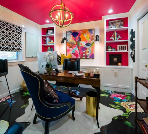 Home office is interior designer’s bold portfolio sample in itself - HoustonChronicle.com Bold Design Interior, Maxamilist Office, Office Decor Eclectic, Vibrant Office Interiors, Bold Color Office, Cool Home Office Space, Home Office Design Colorful, Geek Office Ideas, Eccentric Home Office