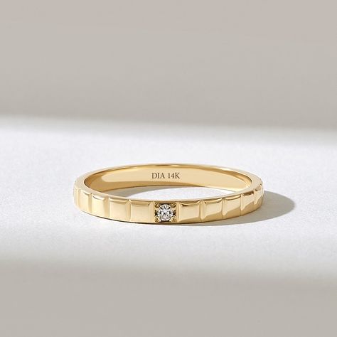 Minimalist Diamond Wedding Band 14k 18k 10k Solid Gold - Etsy Small Ring Design Gold, Gold Band With Small Diamond, Gold Ring With Small Diamond, Minimal Engagement Ring And Wedding Band, Small Diamond Wedding Band, Dainty Gold Rings With Diamonds, Gold Band Rings Women, Gold Bands For Women, Simple Wedding Bands For Women