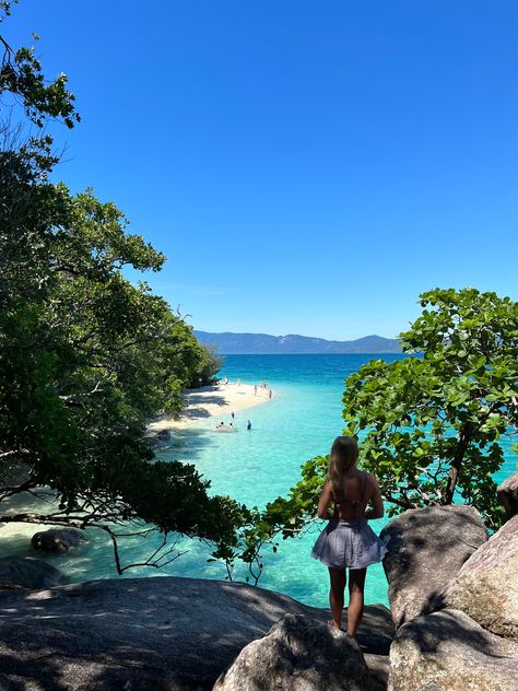 Located off the coast of Cairns, Fitzroy Island is a tropical island located on the Great Barrier Reef. Home to Australia's most beautiful beach (in 2018), here is how you can spend 3 days on this tropical island! Cairns Aesthetic, Queensland Travel, Fitzroy Island, Great Barrier Reef Australia, Aussie Summer, Barrier Reef Australia, Cairns Queensland, Australia Trip, Holiday 2024