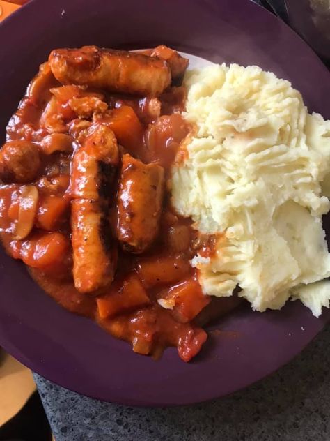 Sausage Casserole Recipe - Slow Cooker Tip Sausage Casserole Slow Cooker, English Sausage, Beef Casserole Slow Cooker, Nz Recipes, Easy Sausage Casserole, Casserole Slow Cooker, Sausage Meals, Slow Cooker Sausage, Recipe Casserole