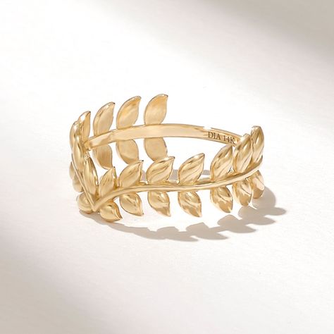 Laurel Wreath Ring, Gold Laurel Wreath, Wreath Ring, Leaf Wedding Band, Wreath Rings, Anniversary Rings For Her, Floral Ring, Curved Wedding Band, Laurel Wreath