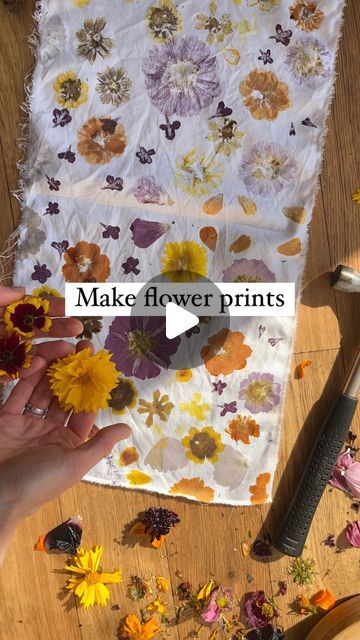 Flower Pounding, Flower Pounding On Fabric, Hammered Flowers, Fabric Yarn, Cotton Sheets, Eco Printing, Grow Your Own, Fabric Paper, Natural Dyes