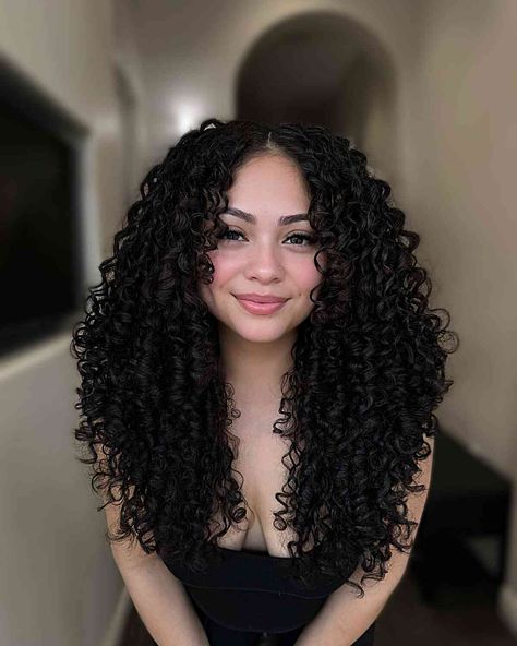 Curly Haircuts Women Long, Long Face Framing Curly Hair, 3b Curly Hair Long Layers, Naturally Curly Face Framing Layers, Curly Hair W Layers, Curly Hair Haircuts Women, Face Framing Long Layers Curly Hair, Curly Cut Inspo Pics, Curly Long Hair Layers