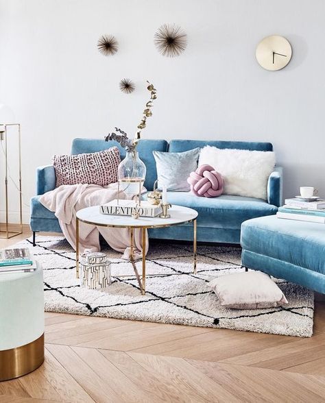 9 Light Blue velvet furniture pieces that will make you nostalgic Light Blue Couches, Blue Furniture Living Room, Blue Couch Living, Blue Sofa Living, Light Blue Sofa, Blue Sofas Living Room, Velvet Sofa Living Room, Blue Couch Living Room, Blue Lounge