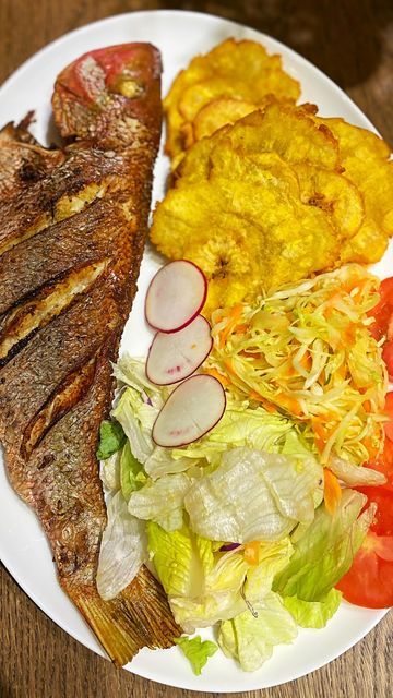 Haitian Cuisine, Easy Haitian Food Recipes, Haitian Thanksgiving Food, Haitian Party Food, Haitian Restaurant, Haitian Breakfast, Haitian Spaghetti, Haitian Food, Vegan Haitian Spaghetti