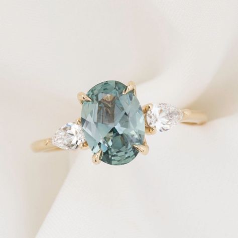 Light Sapphire Engagement Ring, Light Sapphire Ring, Green Engagement Rings, Blue Green Sapphire Ring, Green Montana, Flower Setting, Light Blue Sapphire, Montana Sapphire Ring, Green Sapphire Ring