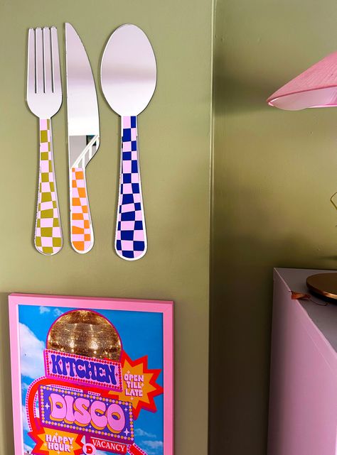 Oversized Checkerboard Cutlery Mirror Set – PrintedWeird Construction Paper Art, Scream 4, Large Mirrors, Quirky Kitchen, Retro Mirror, Flat Decor, Bouncy House, Kitchen Cabinets Decor, Fork And Spoon