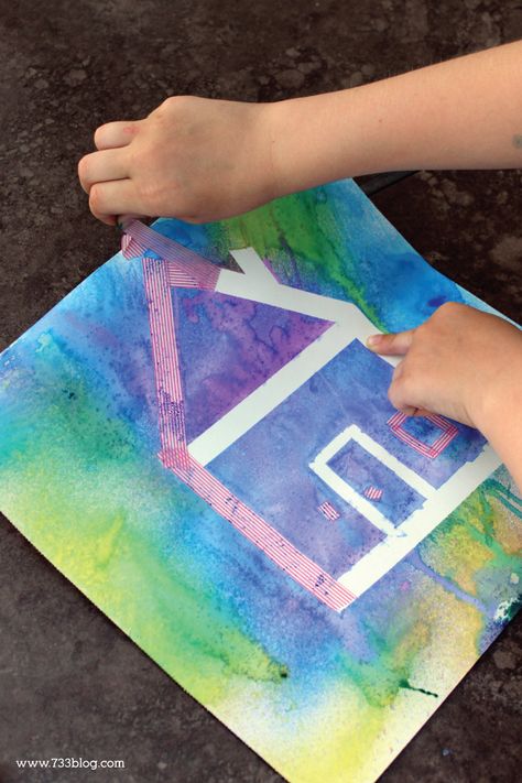 Spray Bottle Painting - get the kids outside with this fun painting and tape… Spray Bottle Painting Preschool, Different Kinds Of Painting, Spray Bottle Art Preschool, Color Wars Activities For Kids, Spray Bottle Activities For Kids, Tape Painting Kids, Tape Art For Kids, Tape Resist Art For Kids, Painting With Hands