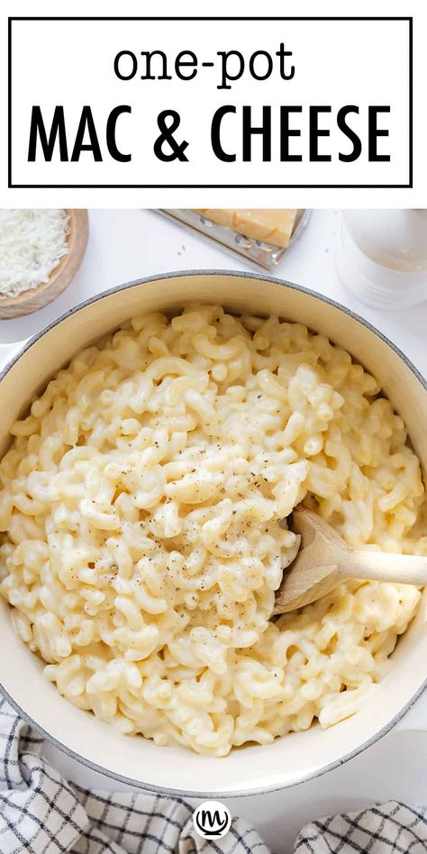 This easy, ultra creamy one-pot mac and cheese is a huge crowd pleaser and perfect comfort food. And you cook everything in one pot in less than 20 minutes. #macandcheeserecipes #macandcheese #creamypastarecipes #onepotpastarecipes One Pot Mac And Cheese Recipe, One Pot Mac, Easy Mac N Cheese, Pot Mac And Cheese, Veggie Recipe, Creamy Pasta Recipes, One Pot Pasta Recipes, Creamy Mac And Cheese, Meat Dinners