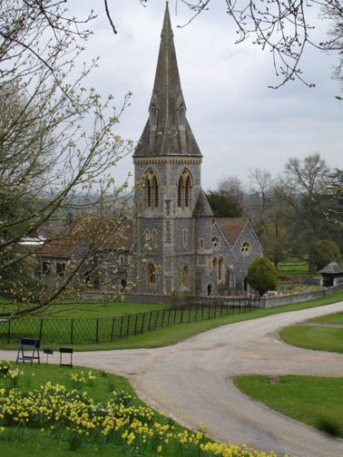 Midsomer Murders Locations - Englefield Village, Berkshire John Nettles, Country Churches, Midsomer Murders, British Country, Beautiful Churches, Country Church, Old Churches, Church Building, Old Church