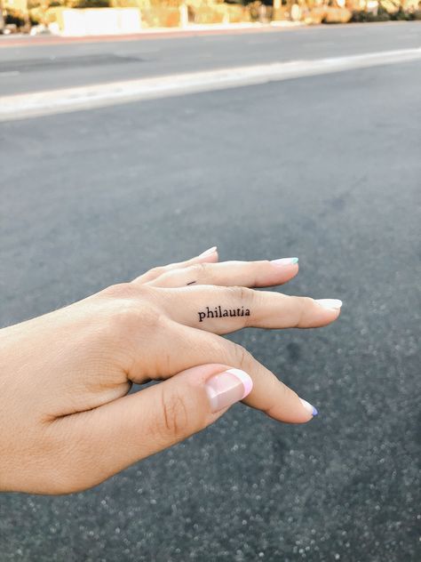 Small Tattoos Self Love Words, Small Tattoos Meaning Self Love, Self Love Spanish Tattoo, Self Respect Tattoo, Self Love Is The Best Love Tattoo, Self-love Tattoo Ideas Minimalist, Self Love Tattoos, Respect Tattoo, Self Love Tattoo