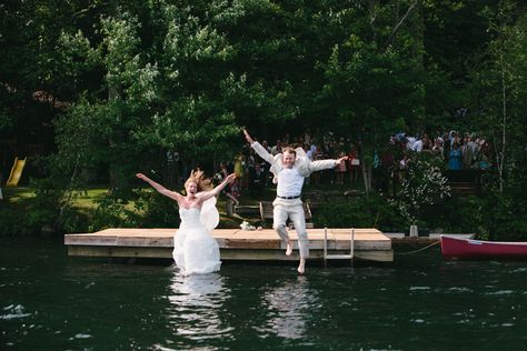 Bride Dock Wedding, Rustic Wedding Stationery, Wedding Shooting, Cottage Wedding, Photos Poses, Lakeside Wedding, Traditional Bride, Lake Wedding, Rustic Chic Wedding