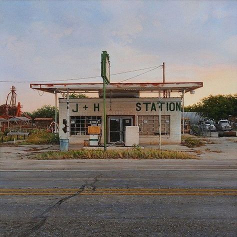 Abandoned Town, Small Towns Usa, Small Town Life, Filling Station, Hyperrealism, Retro Aesthetic, Best Art, Gas Station, Urban Landscape