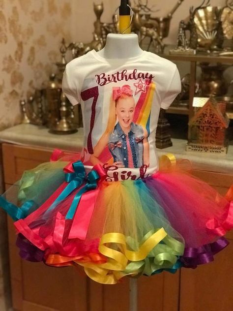 Mya Outfits, Jojo Siwa Birthday Cake, Jojo Siwa Outfits, 7th Birthday Party Ideas, 6th Birthday Cakes, Jojo Siwa Birthday, 5th Birthday Party Ideas, Jojo Bows, Jo Jo