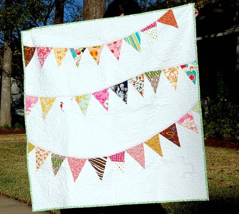 vintage pennant quilt Baby Clothes Quilt Ideas, Old Baby Clothes, Monogram Quilt, Baby Clothes Quilt, Patchwork Inspiration, Flag Quilt, Baby Quilt Ideas, Memory Quilts, Cute Quilts