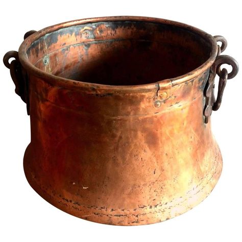 Late Victorian Hand-hammered Copper Cauldron Pot Vintage Copper Pots, Copper Decor, Copper Diy, Copper Kettle, Copper Cookware, Backyard Remodel, Copper Pots, Copper Kitchen, Hammered Copper