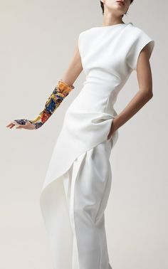 Futuristic Fashion, Spring Summer 2023, 2023 Collection, Mode Inspiration, Summer 2023, Chic Dress, Moda Operandi, Classy Outfits, Fashion Collection