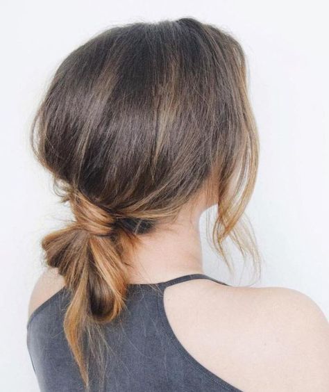 Low Knotted Ponytail Hairstyles For Work, Easy Work Hairstyles, Knot Ponytail, Low Ponytail Hairstyles, Easy Hairstyles Quick, Easy Hairstyles For School, Easy Hairstyles For Medium Hair, Easy Work, Easy Hairstyle