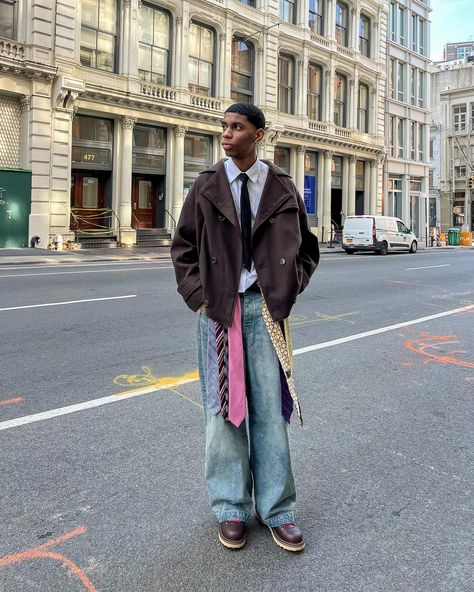 tie the loose ends 👔 #streetstyle #outfitinspo #ties #nycfashion #streetwear Outfit With Tie Men, Tie Streetwear Outfit, Autumn Fits Men, Tie Belt Outfit, Paris Winter Outfit Ideas, Tie Skirt Outfit, Winter Street Style Men, Men Fashion 2024, Mens Streetwear Aesthetic