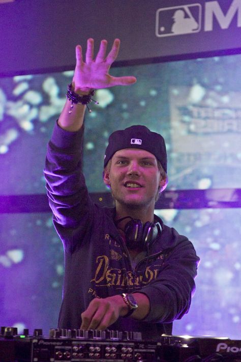 Pin for Later: 55 Music Stars With Real Names You Won't Recognize Avicii = Tim Bergling Tim Bergling, Avicii, Turntable