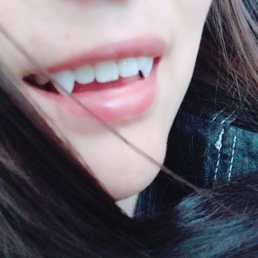 Werewolf Teeth, Teeth Aesthetic, Vampire Fangs, Vampire Teeth, Vampire Girls, Vampire Art, Long Black Hair, White Teeth, Body Mods