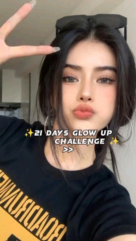 Glowup Challenge, Glow Up Challenge, Beginner Skin Care Routine, Facial Routine Skincare, Beauty Treatments Skin Care, Face Skin Care Routine, Beautiful Skin Care, Diy Skin Care Routine, Natural Face Skin Care