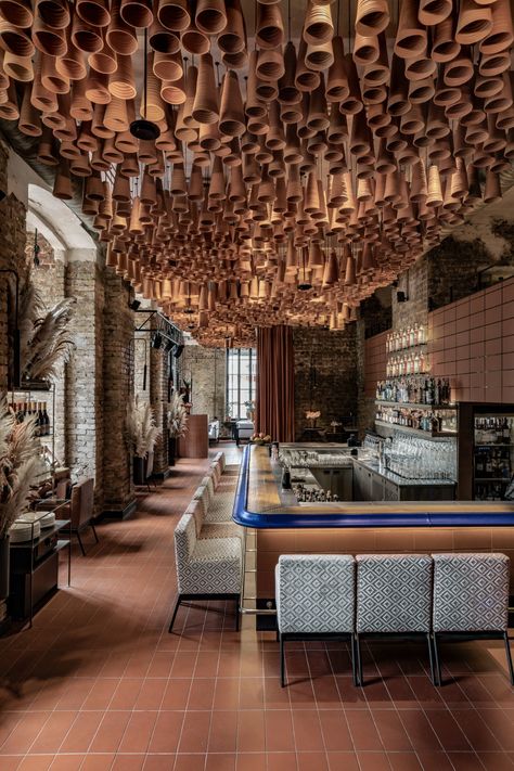 Persian Restaurant, Restaurant Design Inspiration, Modern Restaurant Design, Morocco Design, Restaurant Decoration, Restaurant Concept, Exposed Brick Walls, Modern Restaurant, Ceiling Installation